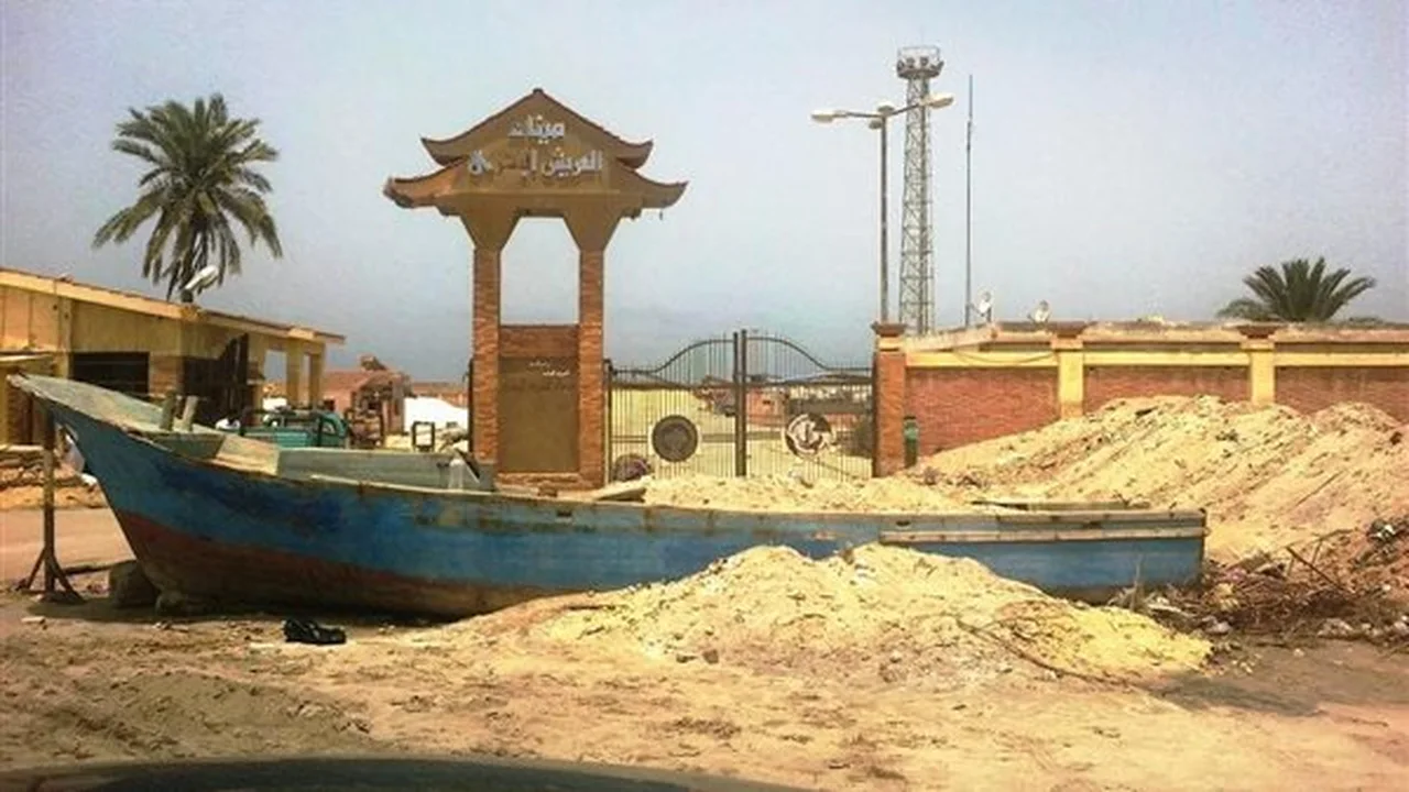 بسبب سوء الأحوال.. إغلاق ميناء العريش البحري نتيجة ارتفاع الأمواج وزيادة سرعة الرياح